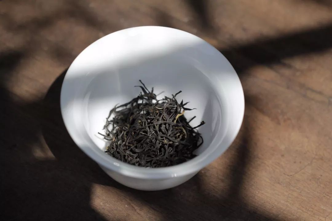 图解桐木关正山小种红茶上“青楼”的全过程