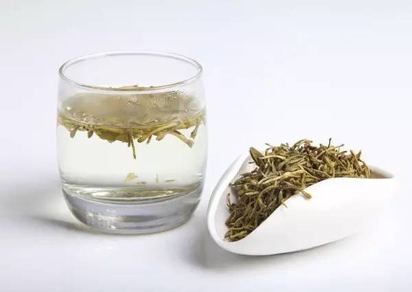 茶叶都有什么功效，普洱茶、武夷岩茶的功效