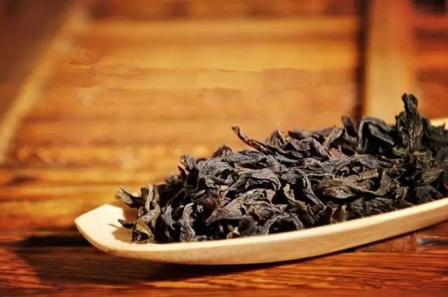 茶I什么是武夷岩茶的蛤蟆背？