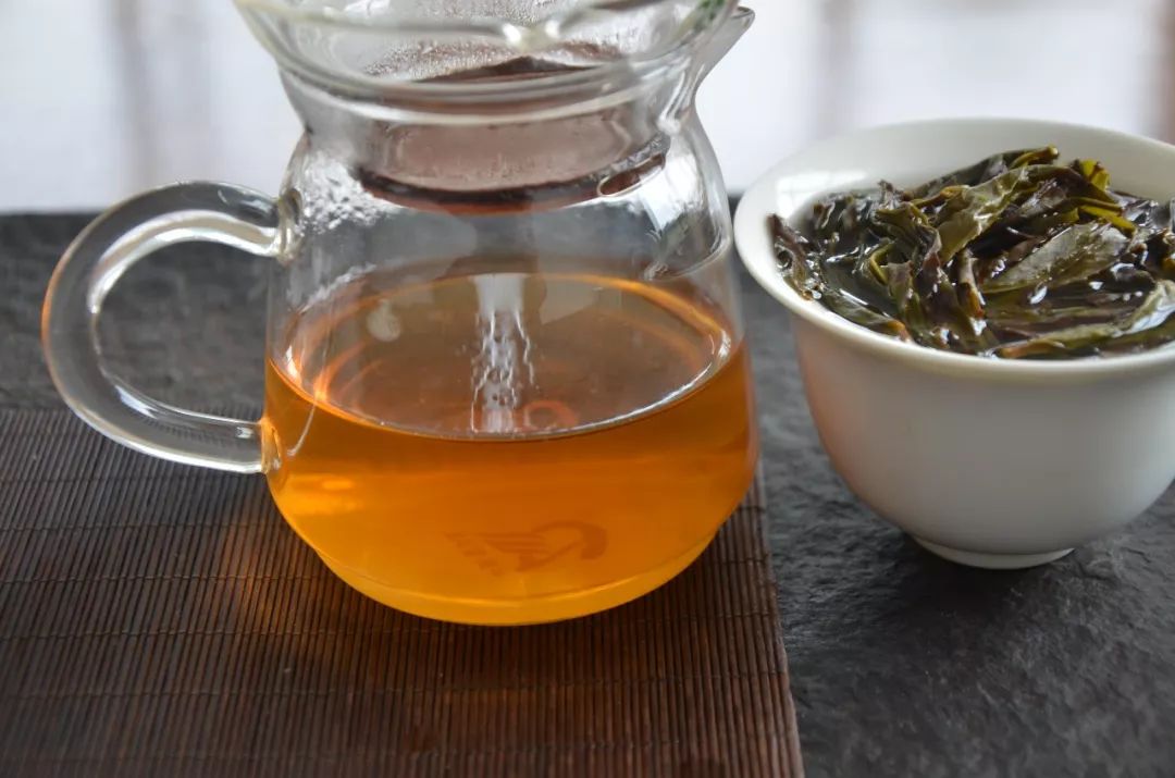 武夷岩茶的口感和苦涩有什么关系？