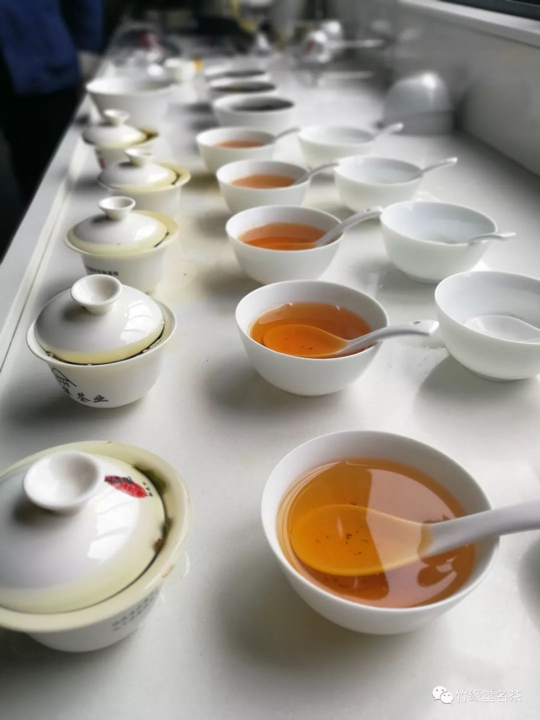 武夷岩茶的“香”该怎么辨别？