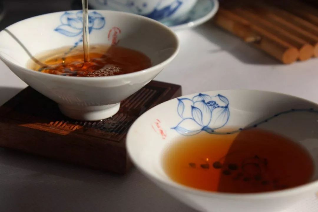 盘点那些年被我们误解过的茶名：大红袍不是红茶……