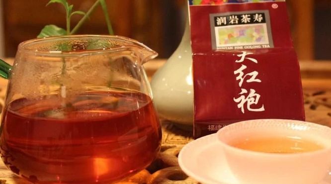 润岩茶寿大红袍和红茶的区别