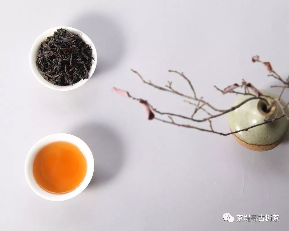 大红袍是什么茶，是红茶还是绿茶？
