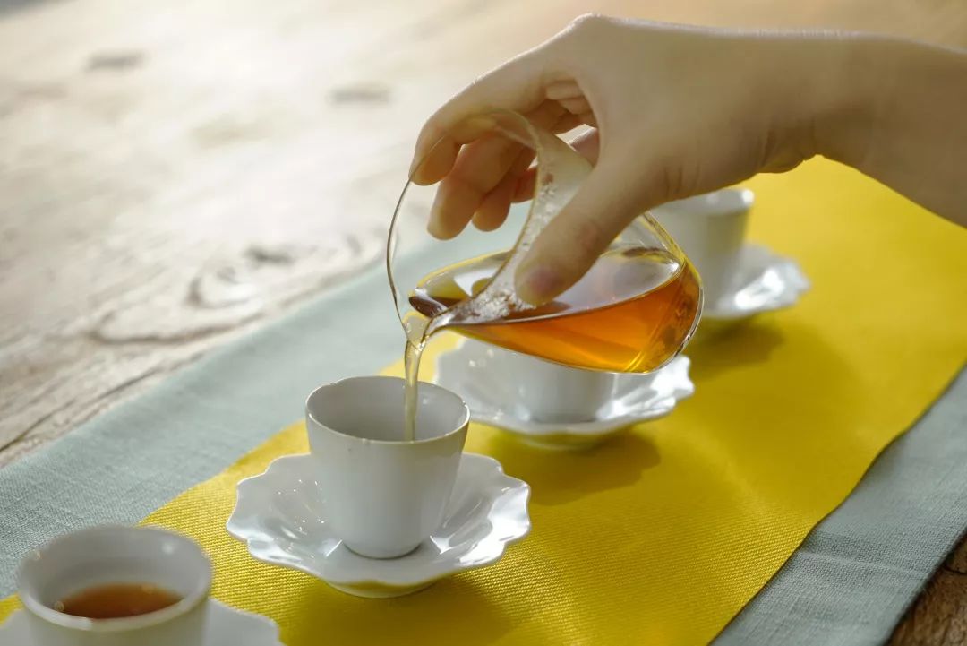 入冬喝杯老白茶养胃丨老白茶的功效
