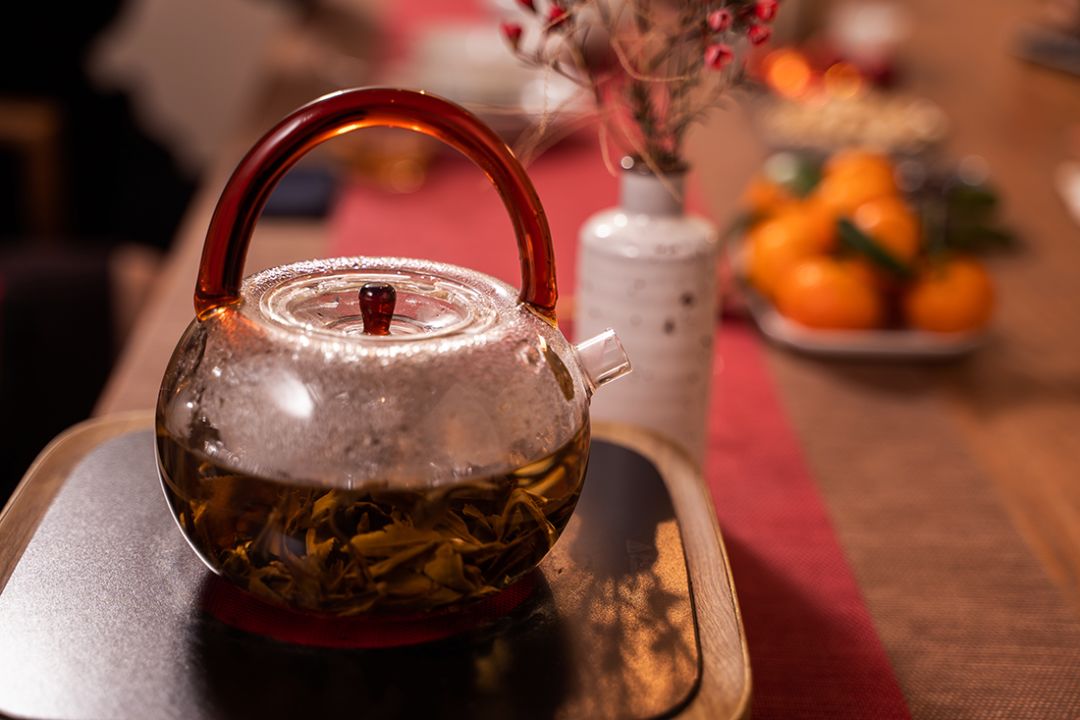 为什么老白茶最适合煮着喝吗？