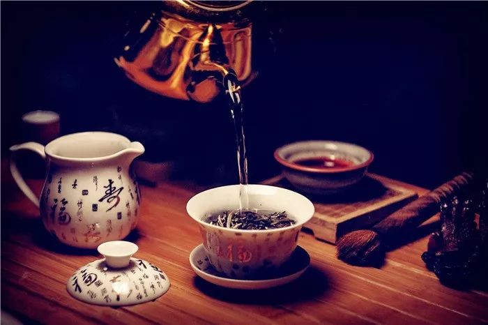 安吉白茶是白茶，大红袍是红茶？你还在乱喝茶？