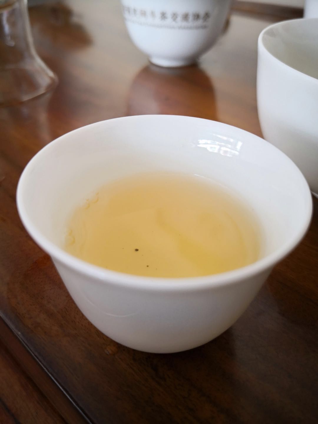 买铁观音新茶秋茶前，先搞懂清香和浓香，否则会买错茶叶！