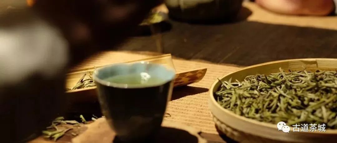 古道茶城|白茶，存放多久才最好喝？