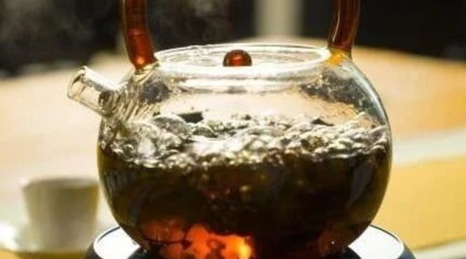 关于茶的冲泡：冬季煮白茶的3个小窍门