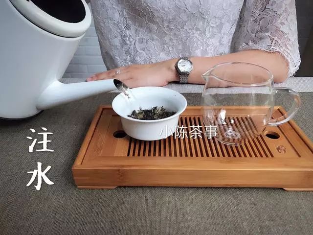 盖碗冲泡白茶，如何才能把茶冲泡的好喝？