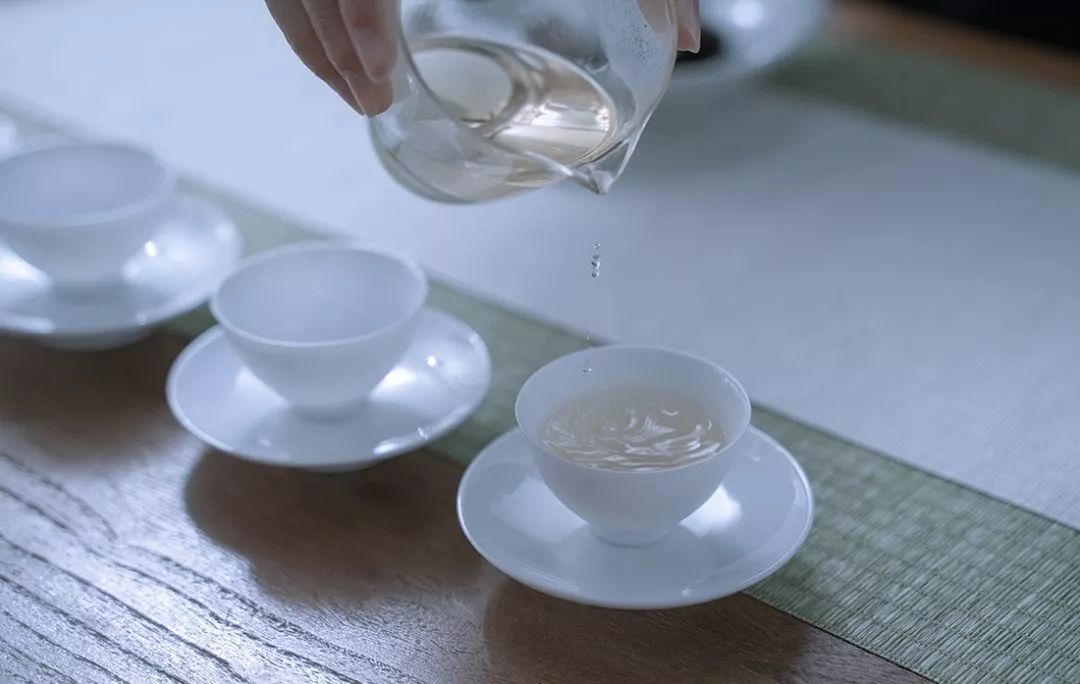 喝白茶的最大好处是什么？