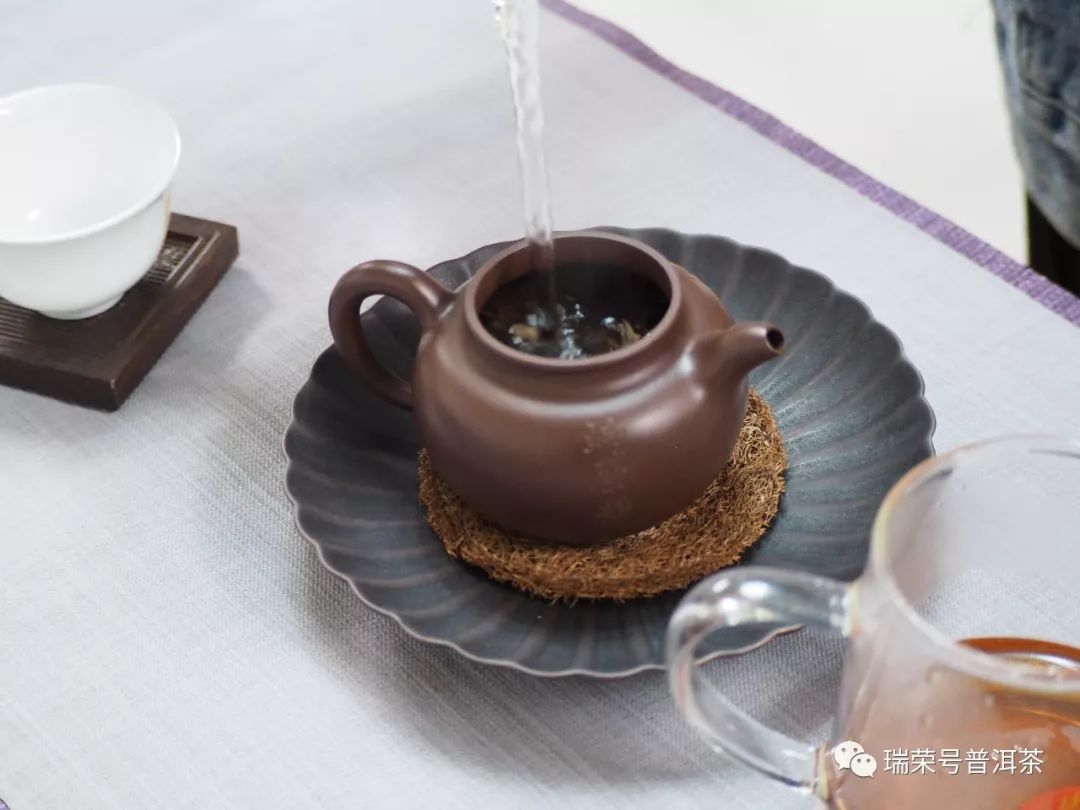 基诺山：普洱茶界的“老前辈”