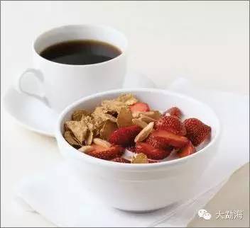【健康品饮】普洱茶新喝法，你学会了吗？