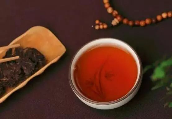普洱茶怎么泡？原來熟茶和生茶泡法不一樣，浪費了多少茶葉