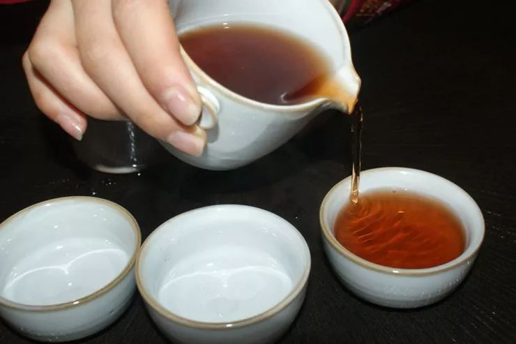 一篇文章搞懂普洱茶的“越陈越香”