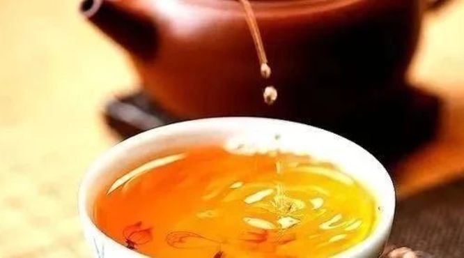 【刀哥说茶】普洱茶存放的目的，是为了转化它的苦涩生青