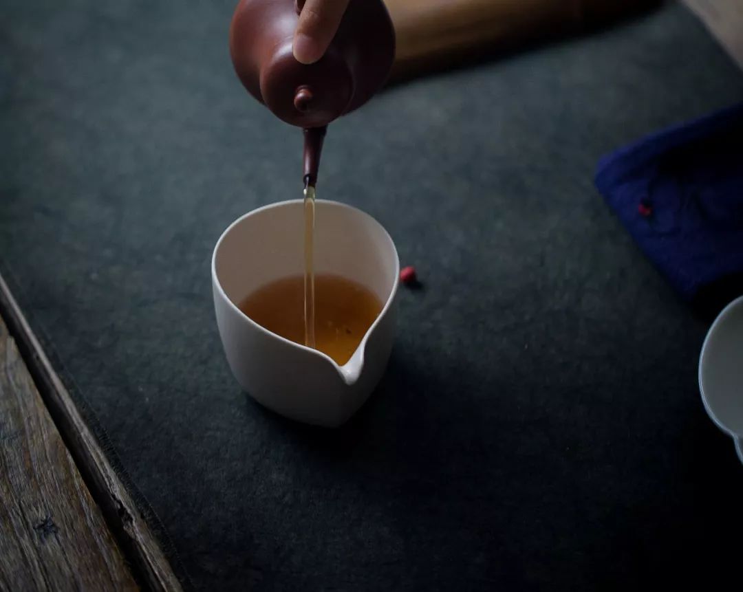 普洱茶至今都没有一个完善的评判体系，是怕动了谁的利益吗？