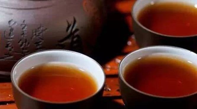 冬天为何要多喝普洱熟茶？