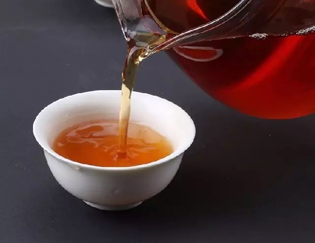 茶识|黑茶为什么大部分要紧压？