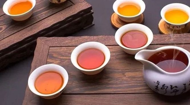 晚上饮用黑茶会影响睡眠吗?