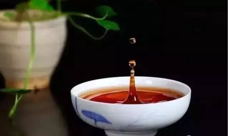 老普洱茶的滋味为何这般多变？