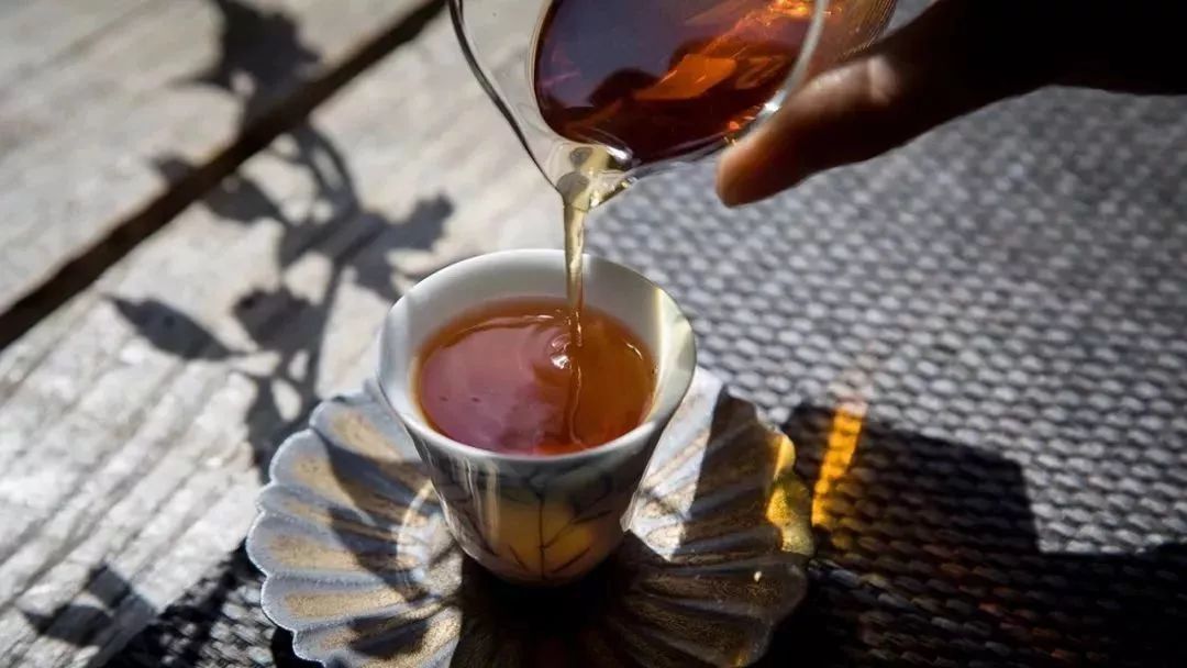 又到了手脚冰凉的季节，你必须知道的普洱茶知识都有哪些？