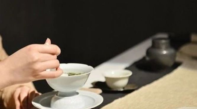 普洱茶汤不够粘稠，多放些茶叶就好了吗？