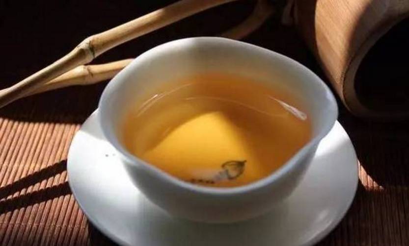 冲泡普洱茶的时候翻动叶底是否会影响普洱茶汤？