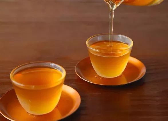 喝普洱茶有什么好处？为什么越来越多人开始喝普洱茶？