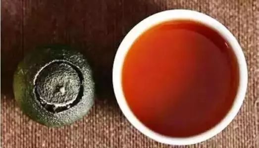 喝小青柑普洱茶的七大好处。