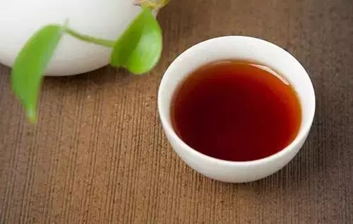 喝红茶可逆生长，功效是普洱茶的10倍