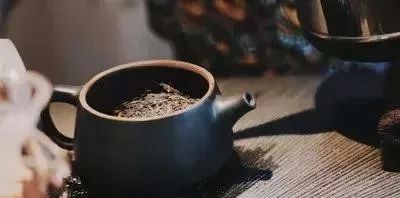 茶丨顺天意得茶道，一杯黑茶的自我修养
