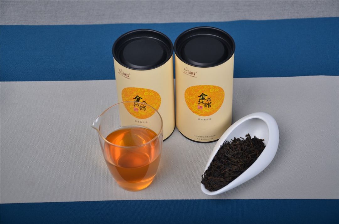 茶汤都是红色的黑茶和红茶怎么分辨？