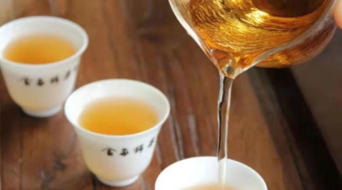 白茶为什么被称为是“茶中瑰宝”？