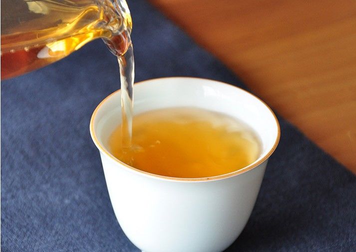 关于茶知识丨为什么会白茶清甜鲜爽