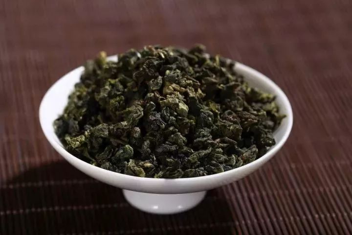 茶丨乌龙茶分类大全，喜欢乌龙的入门必备基础知识