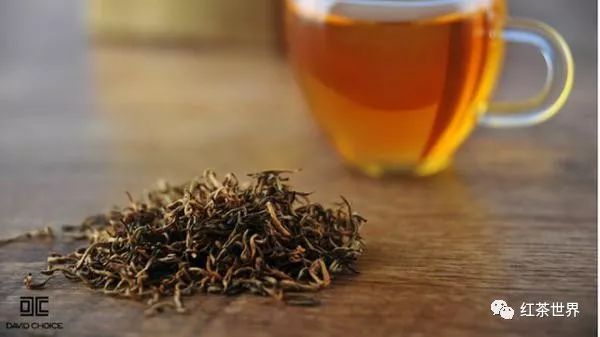 红茶世界：为何一喝绿茶就胃痛一喝红茶就舒服？