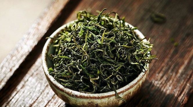 绿茶经过高温制出来，为什么还是绿叶绿汤？