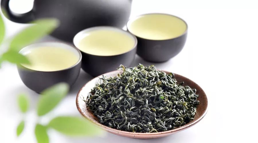 关于绿茶的好处：每天喝一杯绿茶的人，身体的3种问题会明显改善
