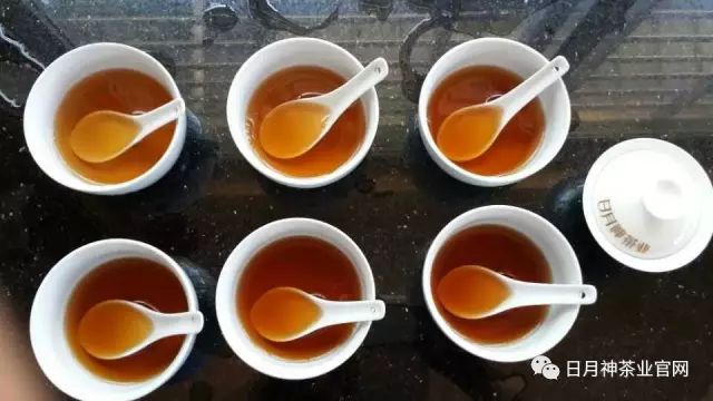 红茶和岩茶的关系