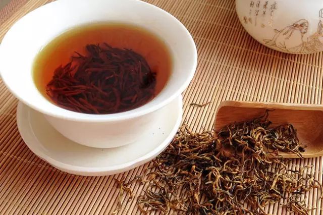 红茶冬季更养生：这7大功效，你知道吗？