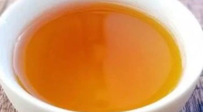 如何鉴别红茶的品质？质好的红茶外形纤细紧直