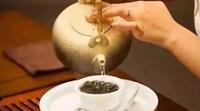 泡茶时的‘茶沫’，究竟能喝吗？
