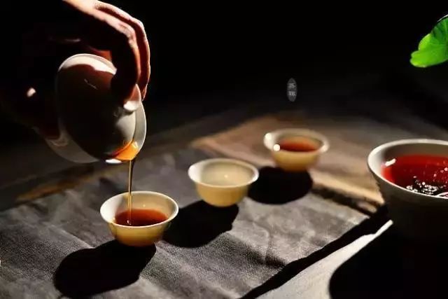 饮茶注意事项和茶的23种传统功效
