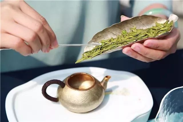 关于茶的功效：饮茶对身体有哪些作用你知道吗？