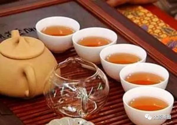 关于茶的功效丨饮茶有明目作用