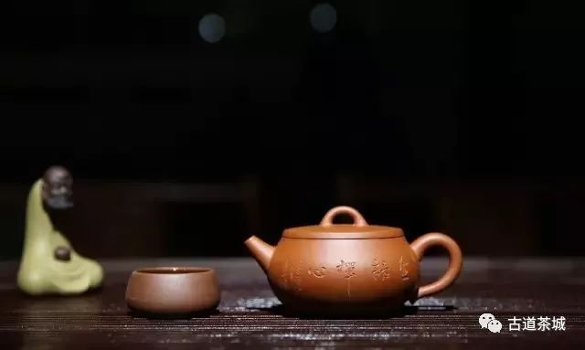古道茶城|泡茶时不经意的几个小动作,瞬间提升格调
