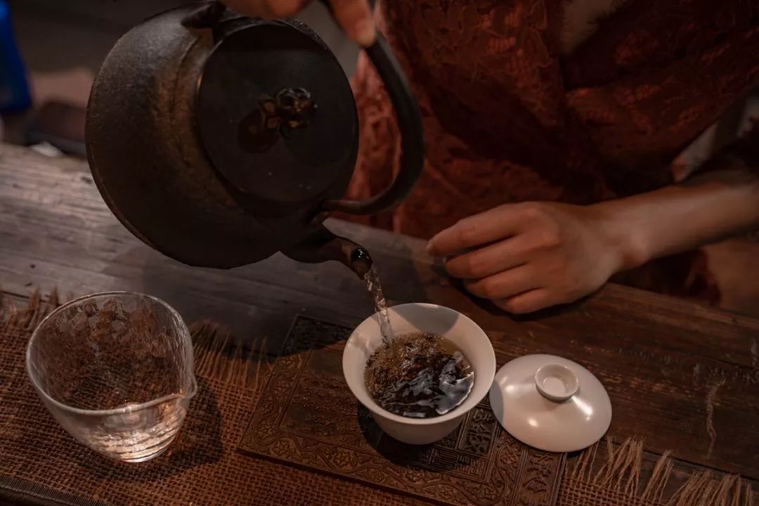 记住这7个步骤，让你随时泡茶都能进阶为泡茶高手。