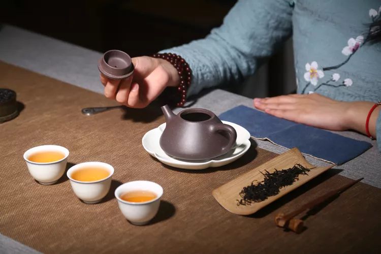 五个错误的泡茶方法，你中招了吗？